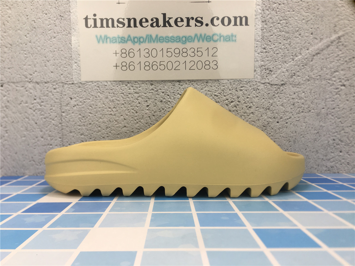 Free Shipping Yeezy Slides Desert Sand FW6344